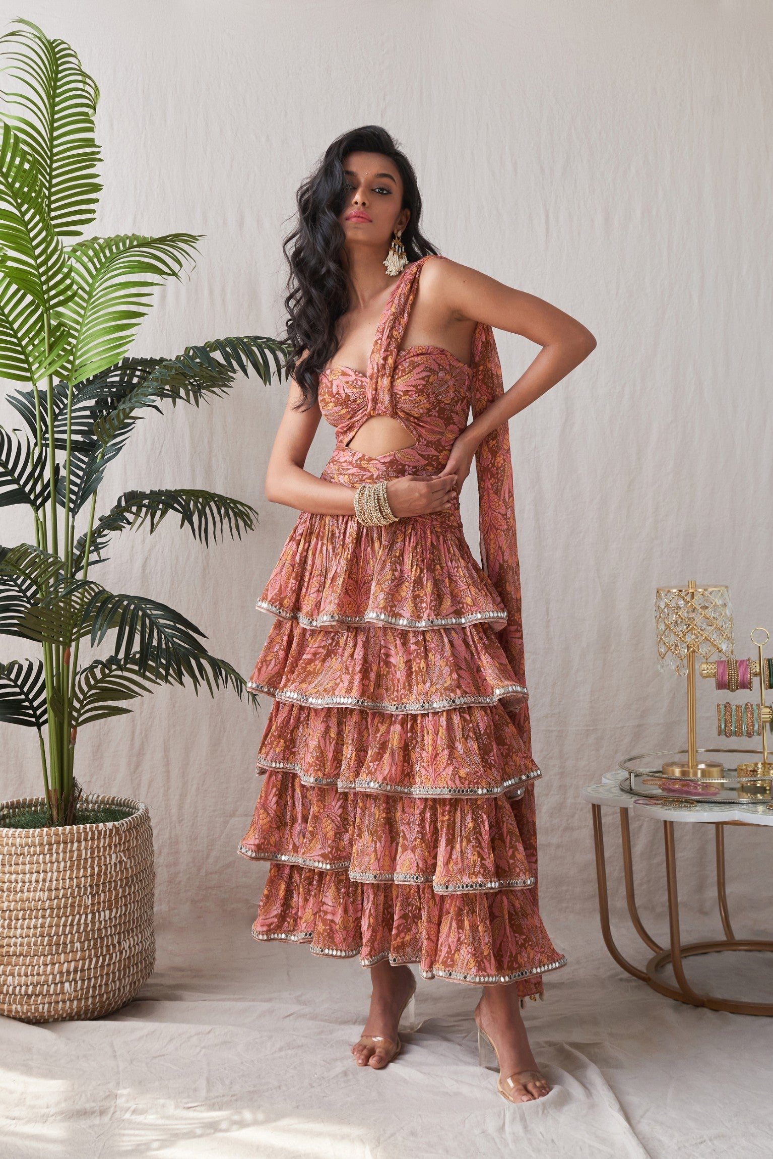 Saloni